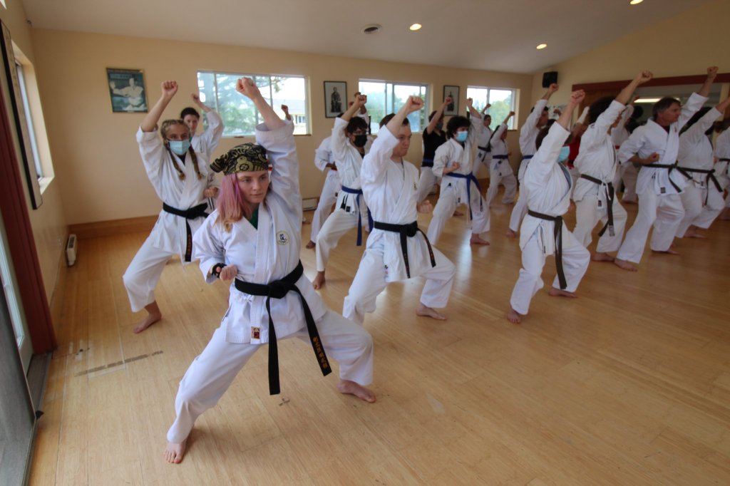 Group does high blocks